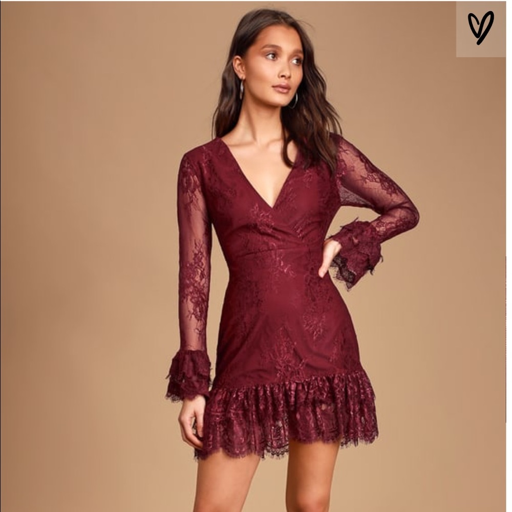 NEW WITH TAGS! Lulu’s deep red lace mini dress